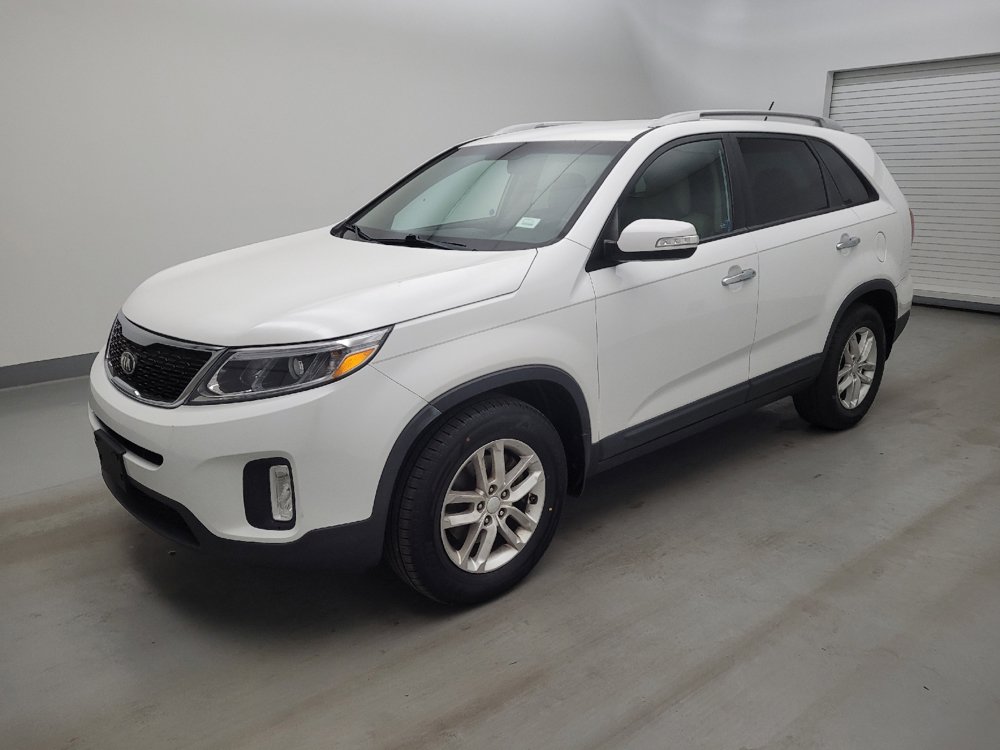 Used 2015 Kia Sorento LX FWD image 2