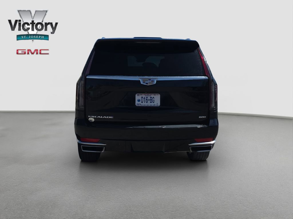Used 2023 Cadillac Escalade Premium Luxury image 16
