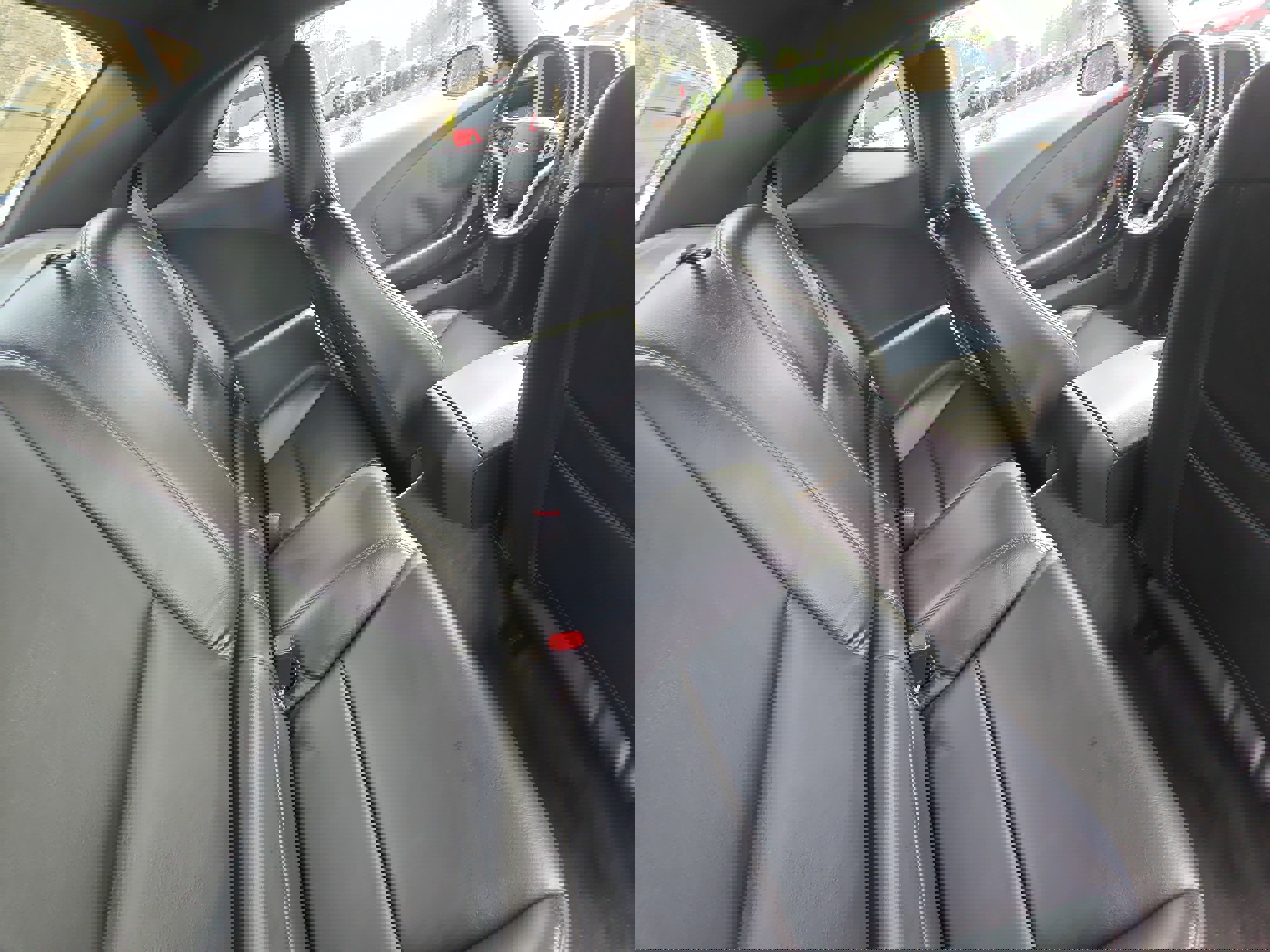 Used 2014 Chevrolet Camaro LT image 11