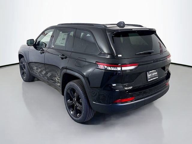 New 2025 Jeep Grand Cherokee Limited w/ Black Appearance Package image 5