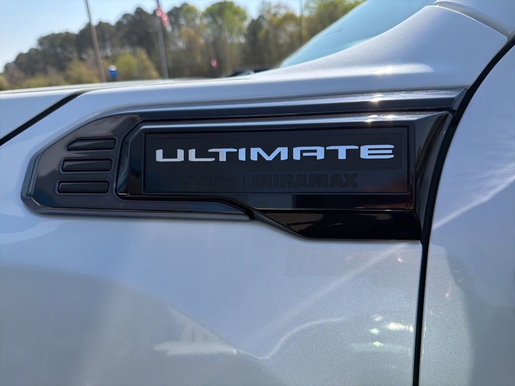 Used 2024 GMC Sierra 2500 Denali Ultimate AWD/4WD image 4