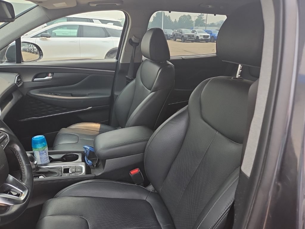 Used 2020 Hyundai Santa Fe Limited AWD/4WD image 16
