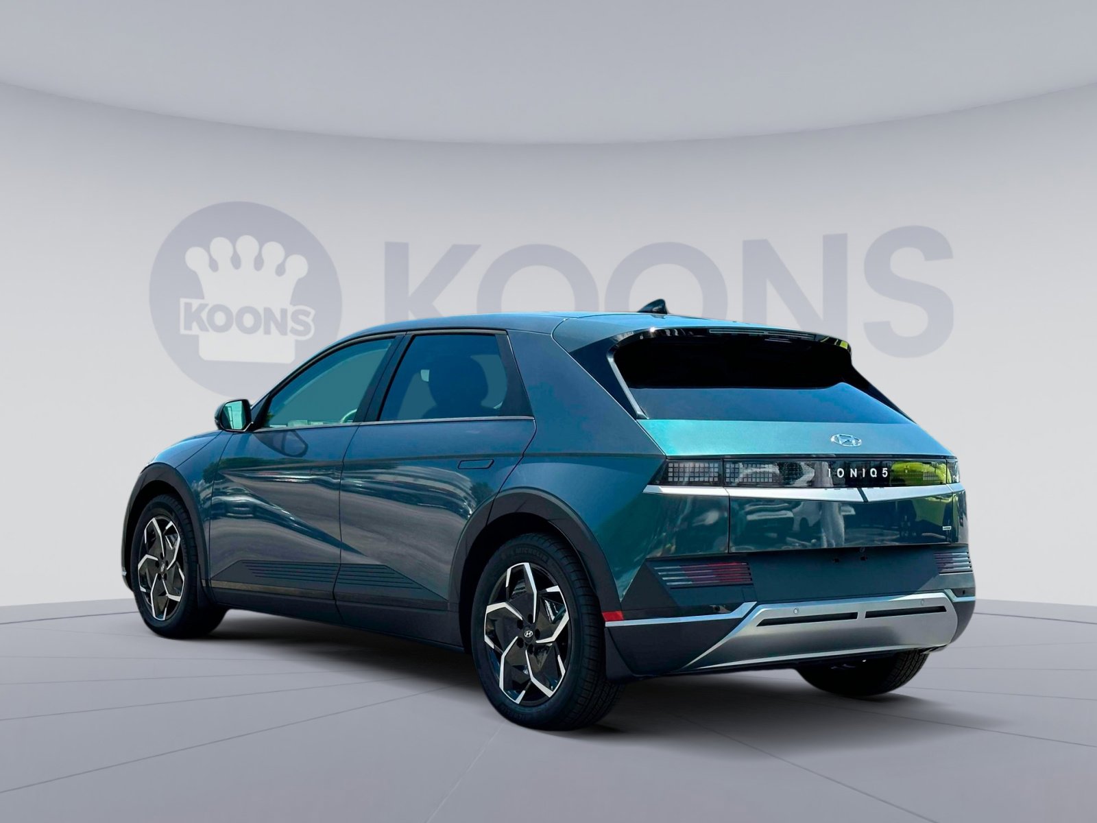 New 2024 Hyundai Ioniq 5 SEL image 7