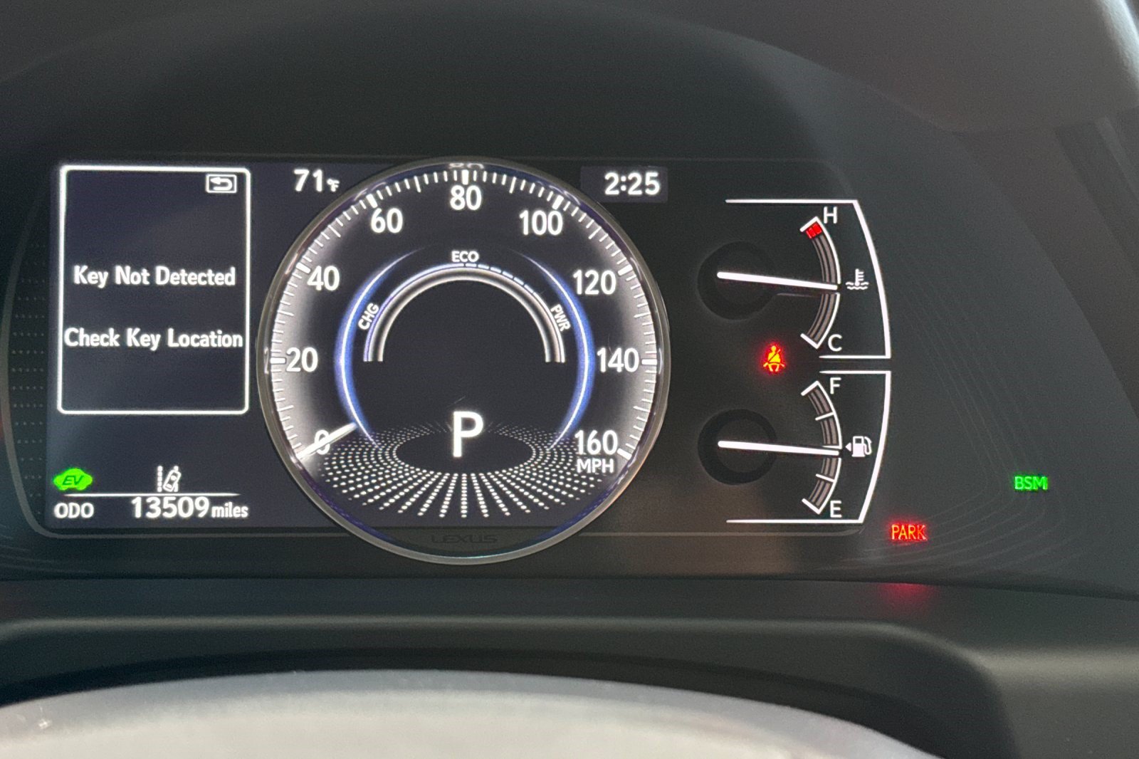 Certified 2024 Lexus ES 300h w/ Premium Package FWD image 32