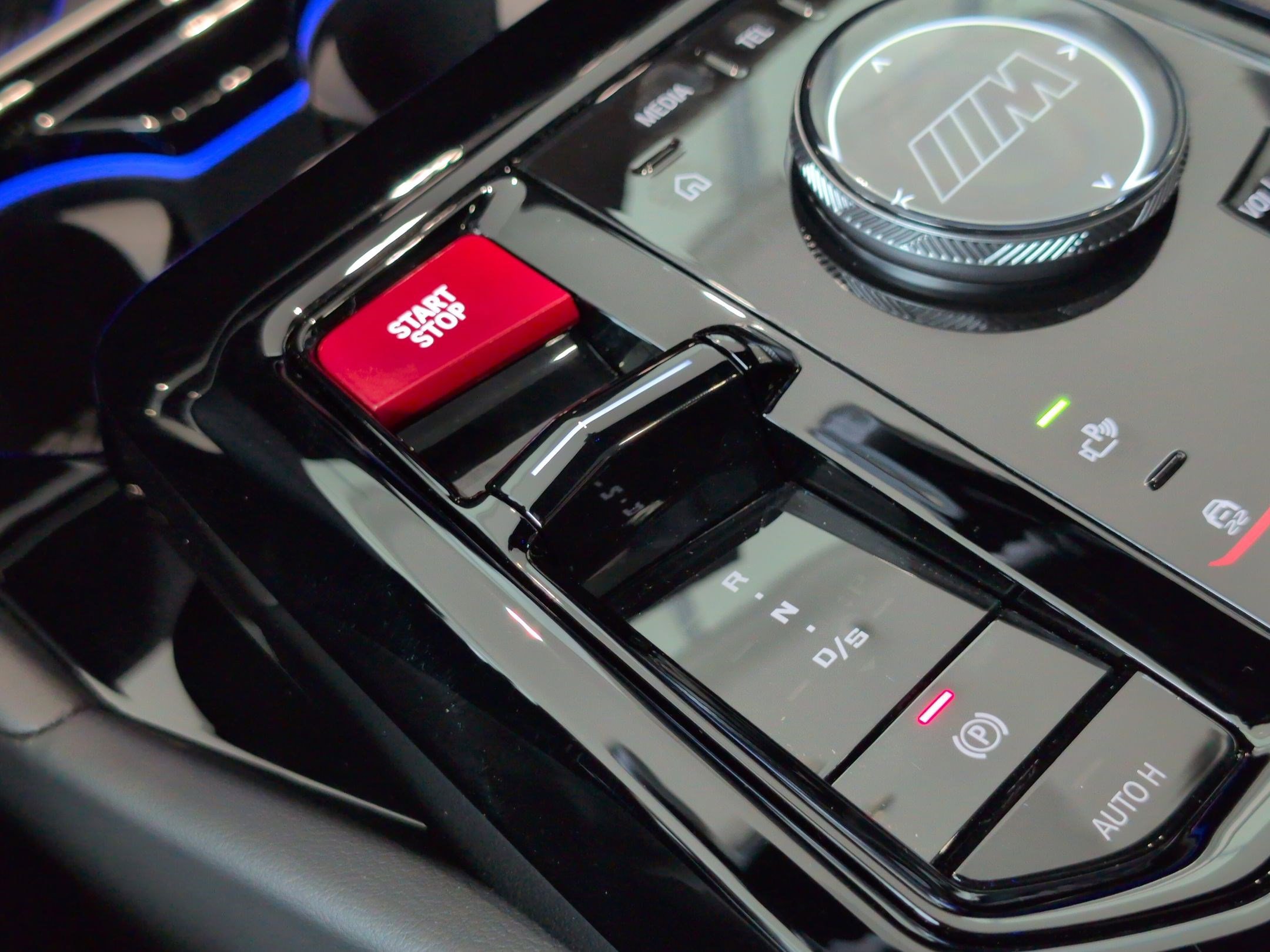 Used 2025 BMW M5 Touring w/ Executive Package image 26