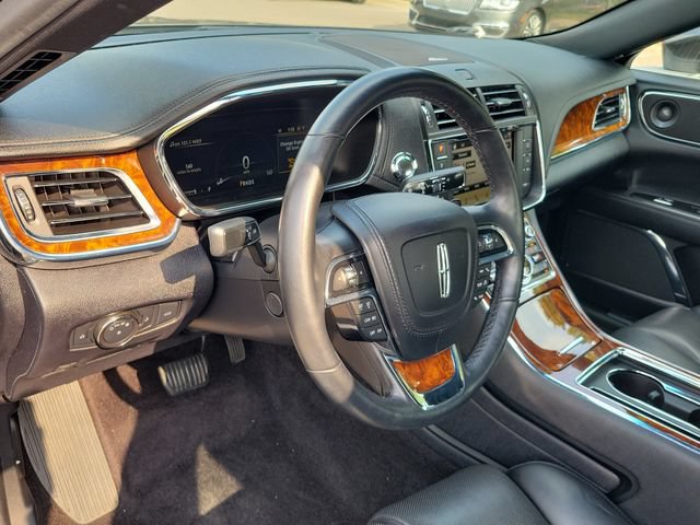 Used 2018 Lincoln Continental Reserve w/ Continental Climate Package AWD/4WD image 7