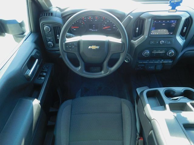 Used 2025 Chevrolet Silverado 2500 Custom image 7