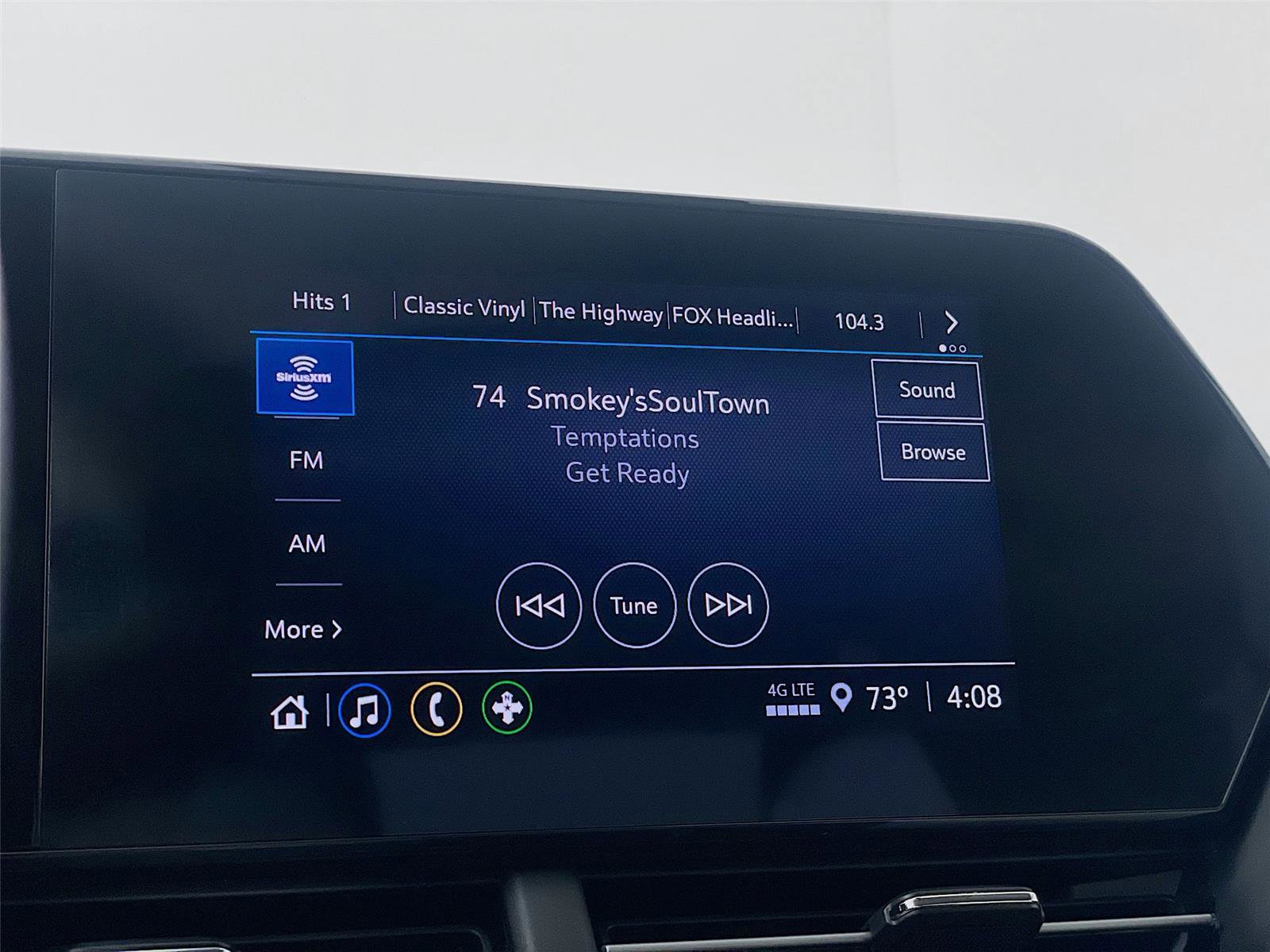 Certified 2024 Chevrolet Trax LS w/ LS Convenience Package image 17