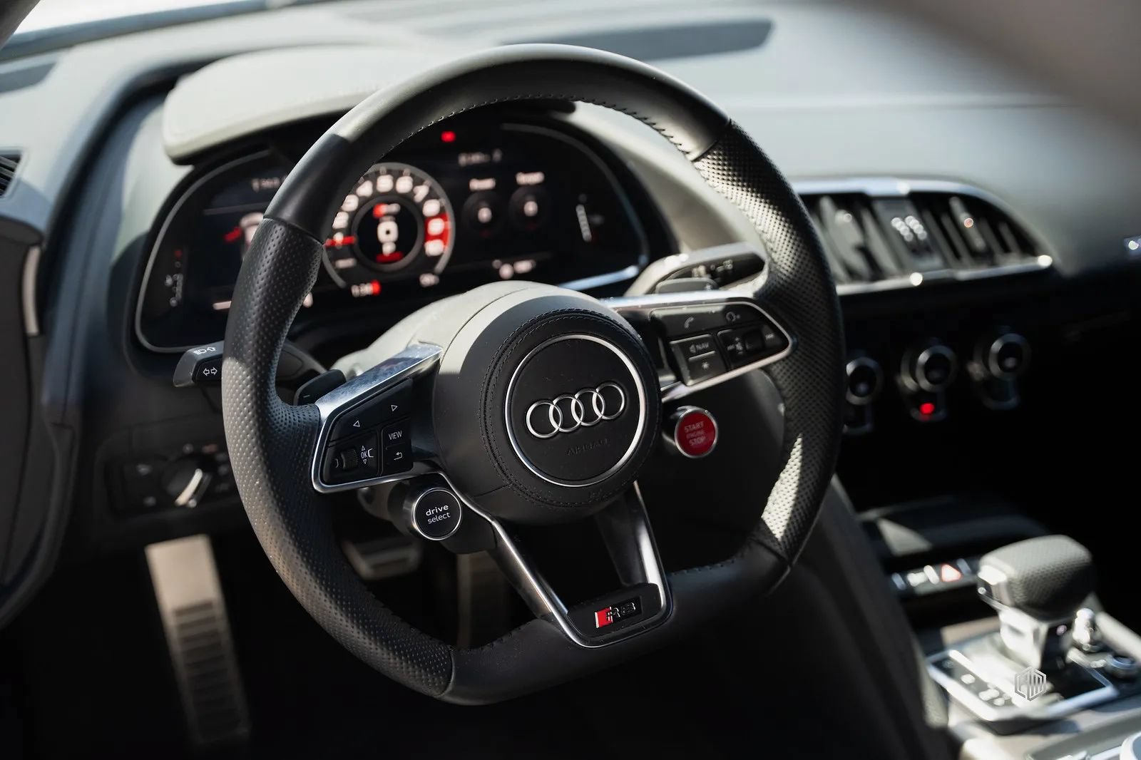Used 2020 Audi R8 V10 w/ Full Leather Package AWD/4WD image 18