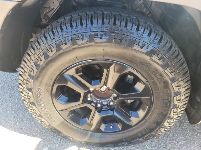 Used 2016 Toyota 4Runner SR5 image 24