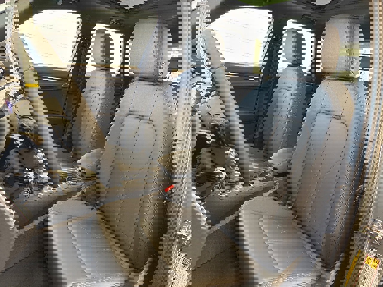 New 2025 Audi Q3 2.0T Premium image 16