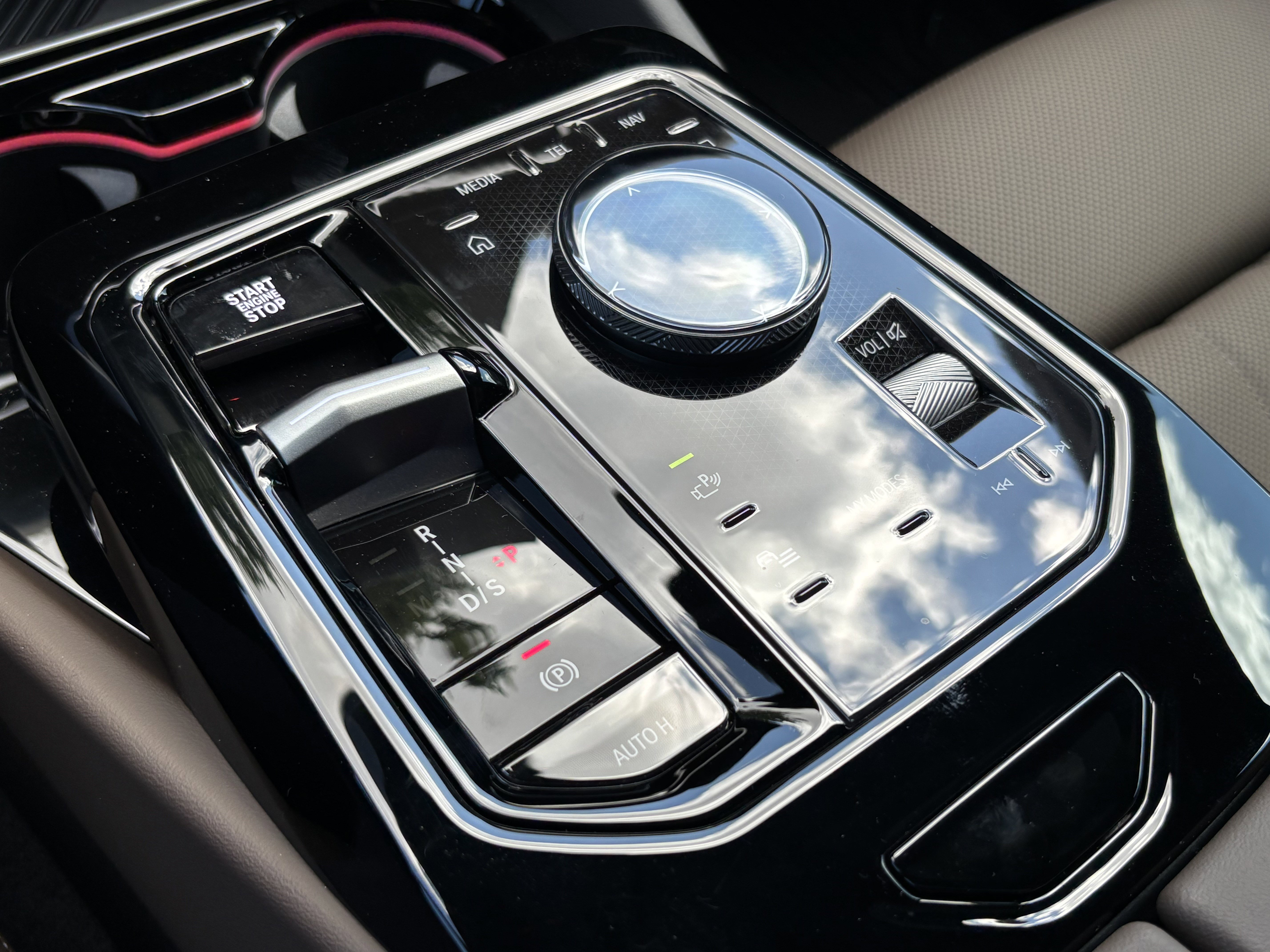 Used 2026 BMW 530i xDrive image 29