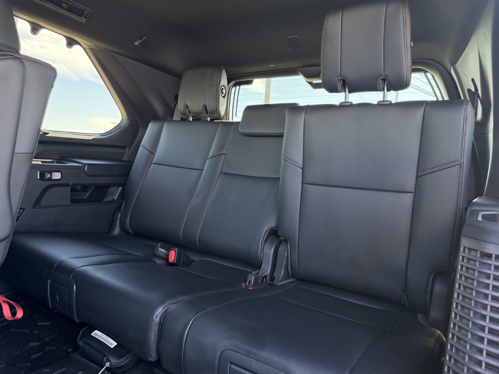 Used 2025 Toyota Sequoia TRD Pro AWD/4WD image 31