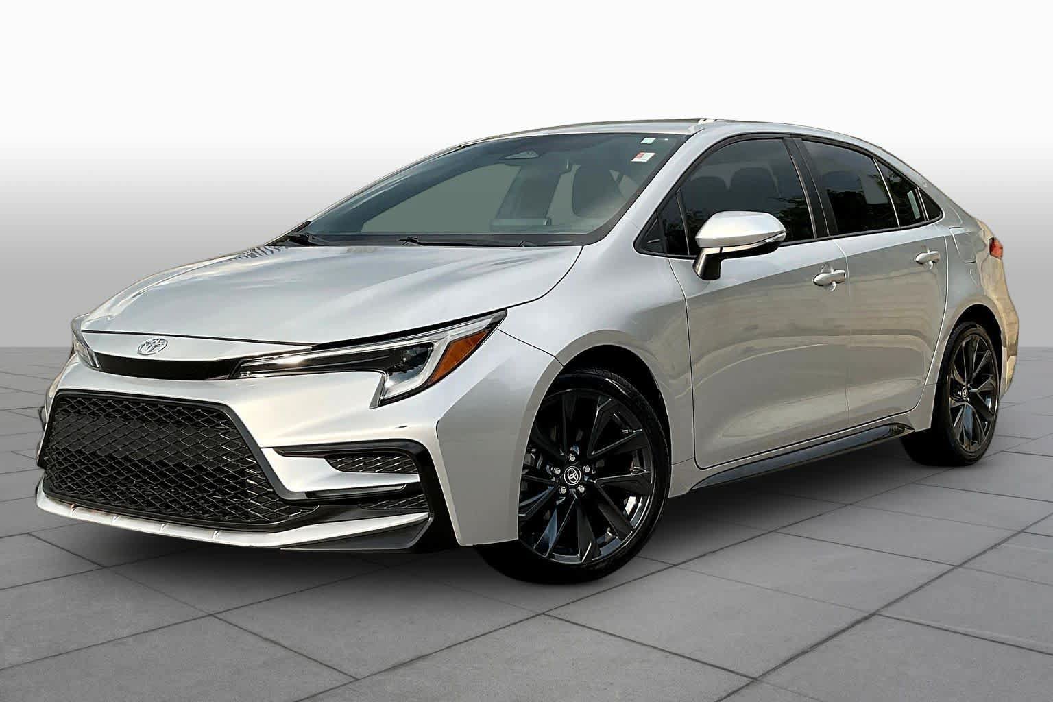 Used 2023 Toyota Corolla SE FWD image 1