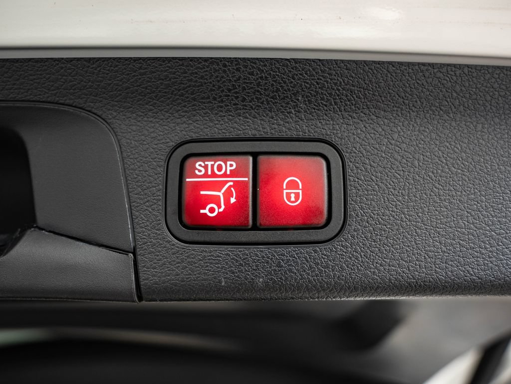 Certified 2023 Mercedes-Benz GLS 580 4MATIC image 23