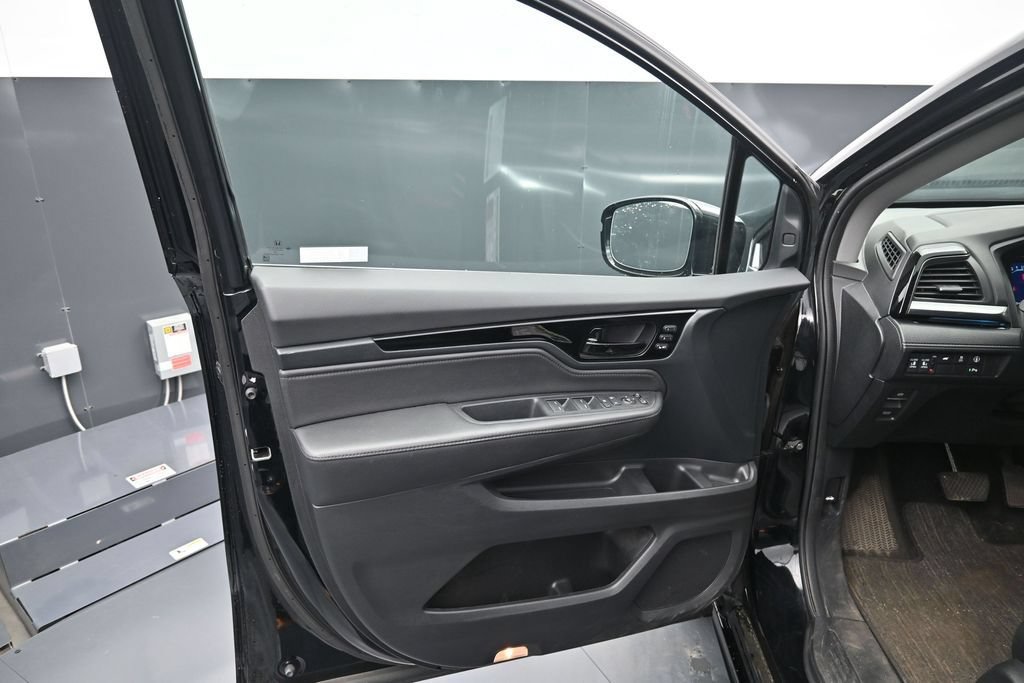 Used 2024 Honda Odyssey Elite image 20