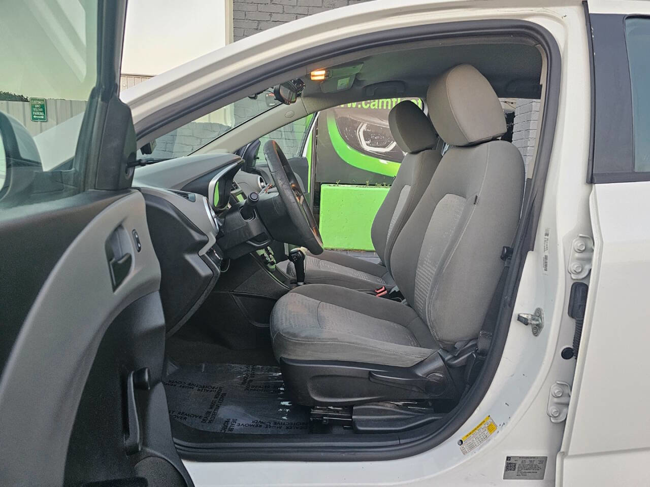 Used 2017 Chevrolet Sonic LT image 14