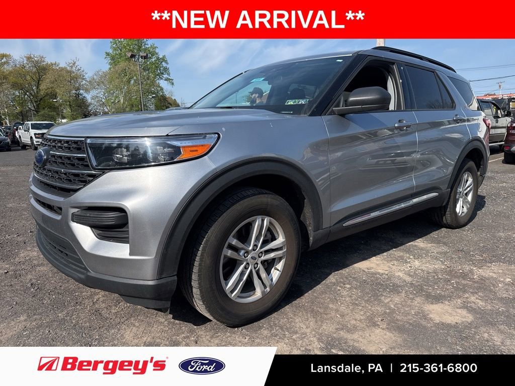 Used 2023 Ford Explorer XLT w/ Class IV Trailer Tow Package AWD/4WD image 1