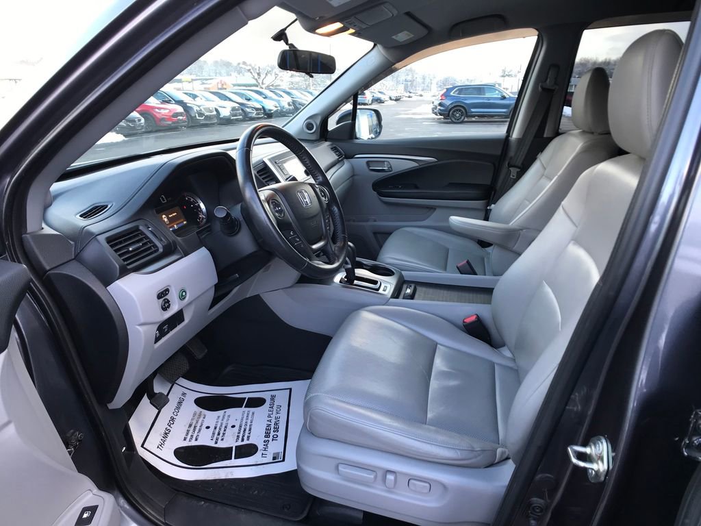 Used 2017 Honda Ridgeline RTL image 4