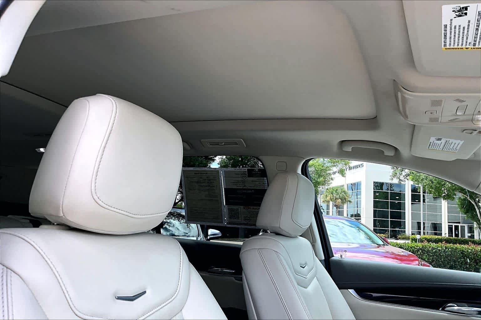 Used 2021 Cadillac XT6 Premium Luxury FWD image 14