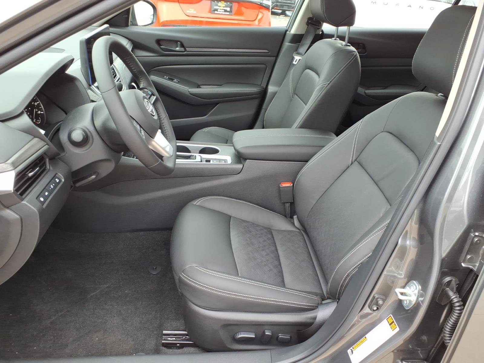 New 2026 Nissan Altima 2.5 SV image 4