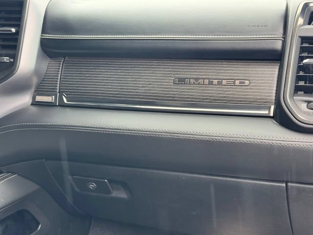 Used 2020 RAM 1500 Limited w/ Black Appearance Package AWD/4WD image 28