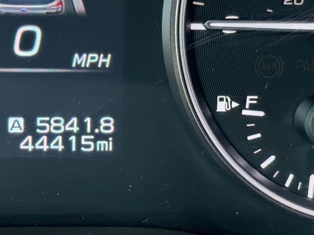 Used 2023 Subaru Ascent Limited w/ Technology Package AWD/4WD image 13