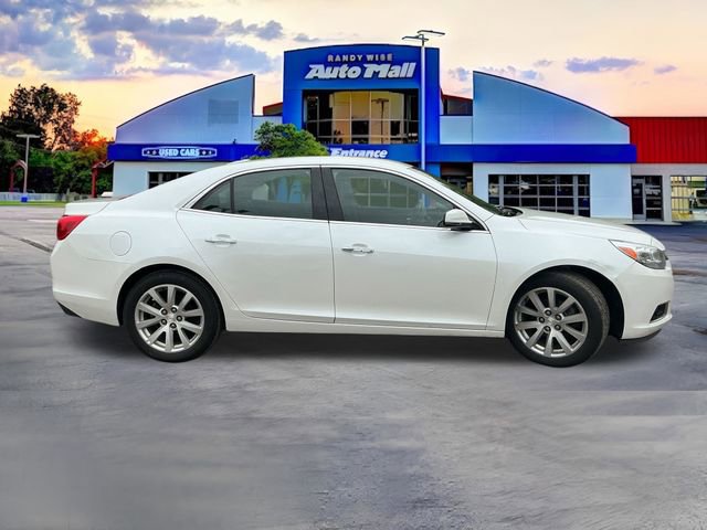 Used 2016 Chevrolet Malibu LTZ FWD image 8