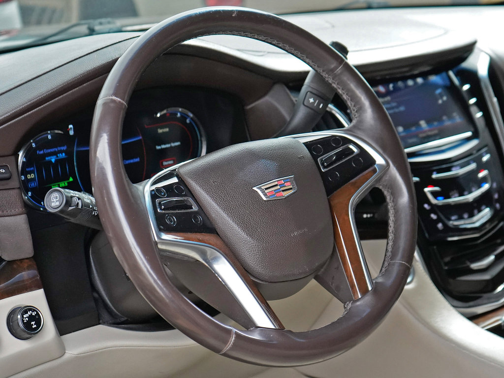 Used 2017 Cadillac Escalade ESV Premium Luxury AWD/4WD image 8