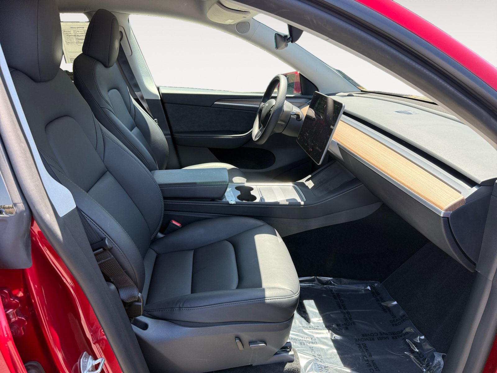 Used 2024 Tesla Model Y Long Range AWD/4WD image 19