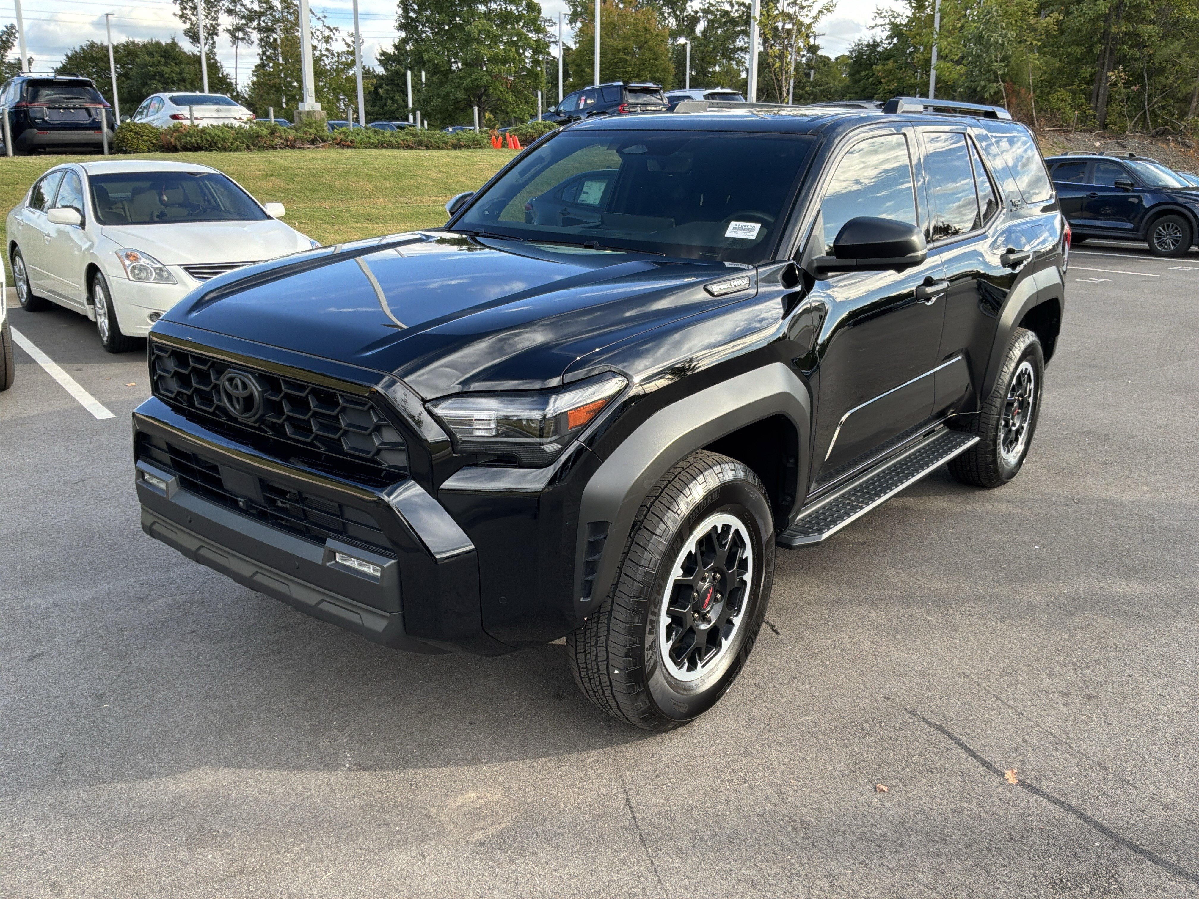 Used 2025 Toyota 4Runner TRD Off-Road Premium AWD/4WD image 5