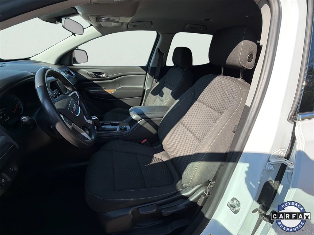 Used 2019 GMC Acadia SLE image 2