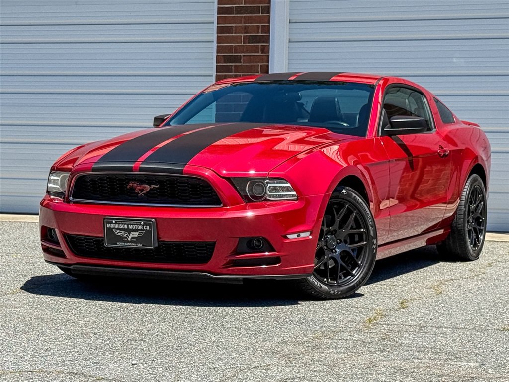 Used 2013 Ford Mustang Coupe RWD image 7