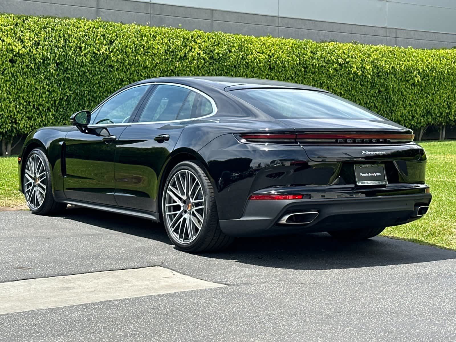 New 2026 Porsche Panamera RWD image 3