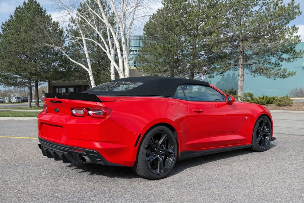 Used 2019 Chevrolet Camaro SS image 8