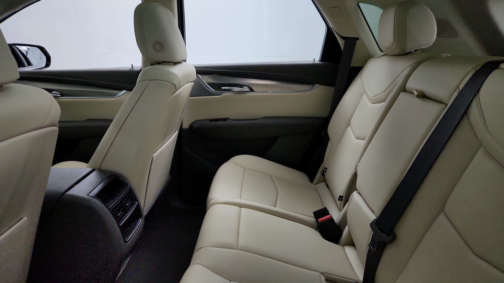 Certified 2023 Cadillac XT5 Premium Luxury AWD/4WD image 21