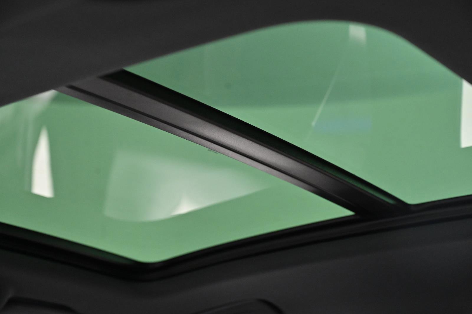 Used 2025 Audi Q4 e-tron Premium Plus w/ Premium Plus image 30