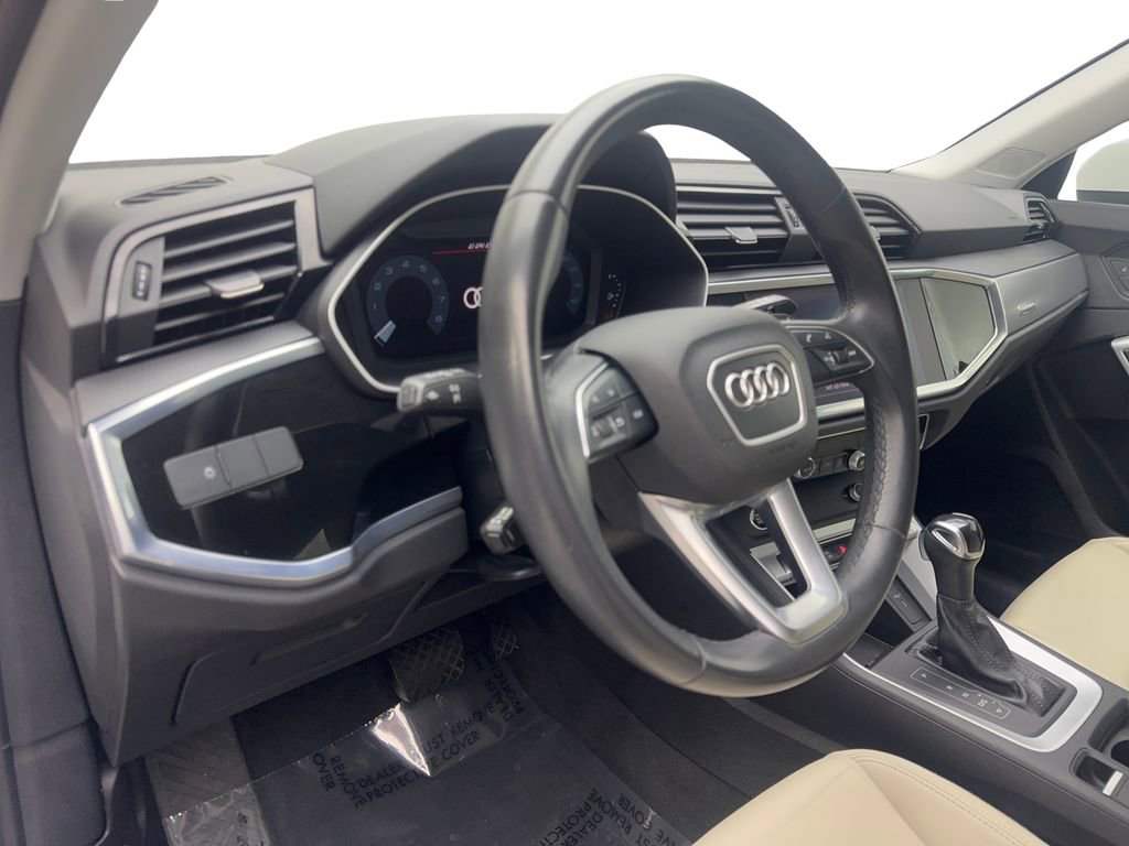 Used 2022 Audi Q3 2.0T Premium w/ Convenience Package image 51