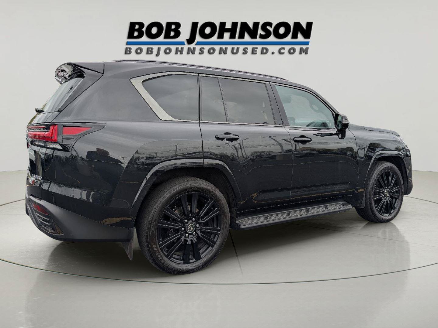 Used 2024 Lexus LX 600 4WD w/ Appearance Package image 2