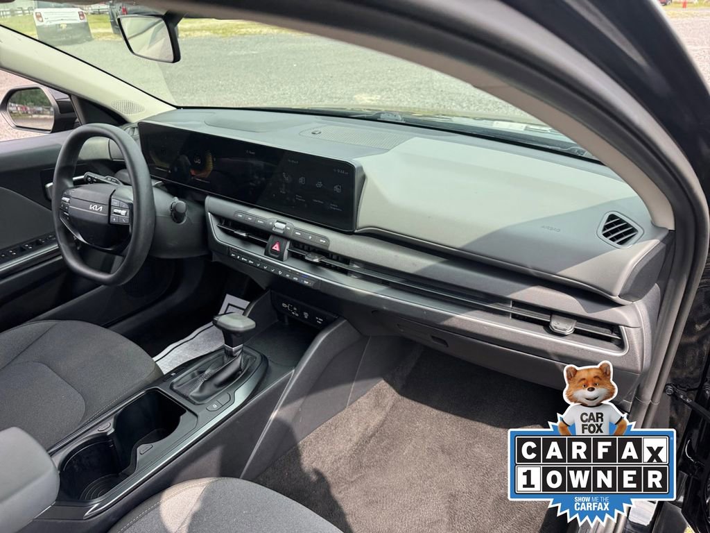 Used 2025 Kia K4 FWD image 16