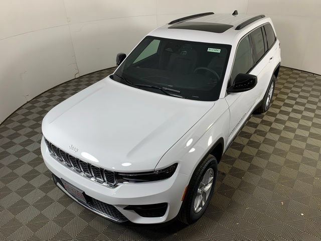 New 2026 Jeep Grand Cherokee Laredo X AWD/4WD image 7