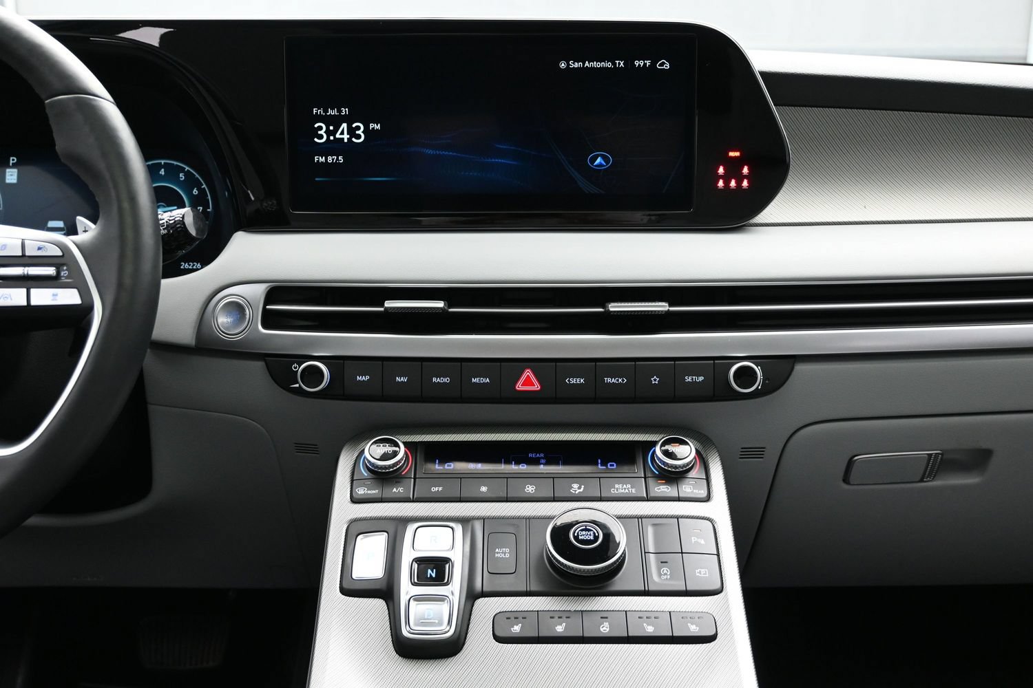 Used 2024 Hyundai Palisade SEL w/ Premium Package FWD image 17