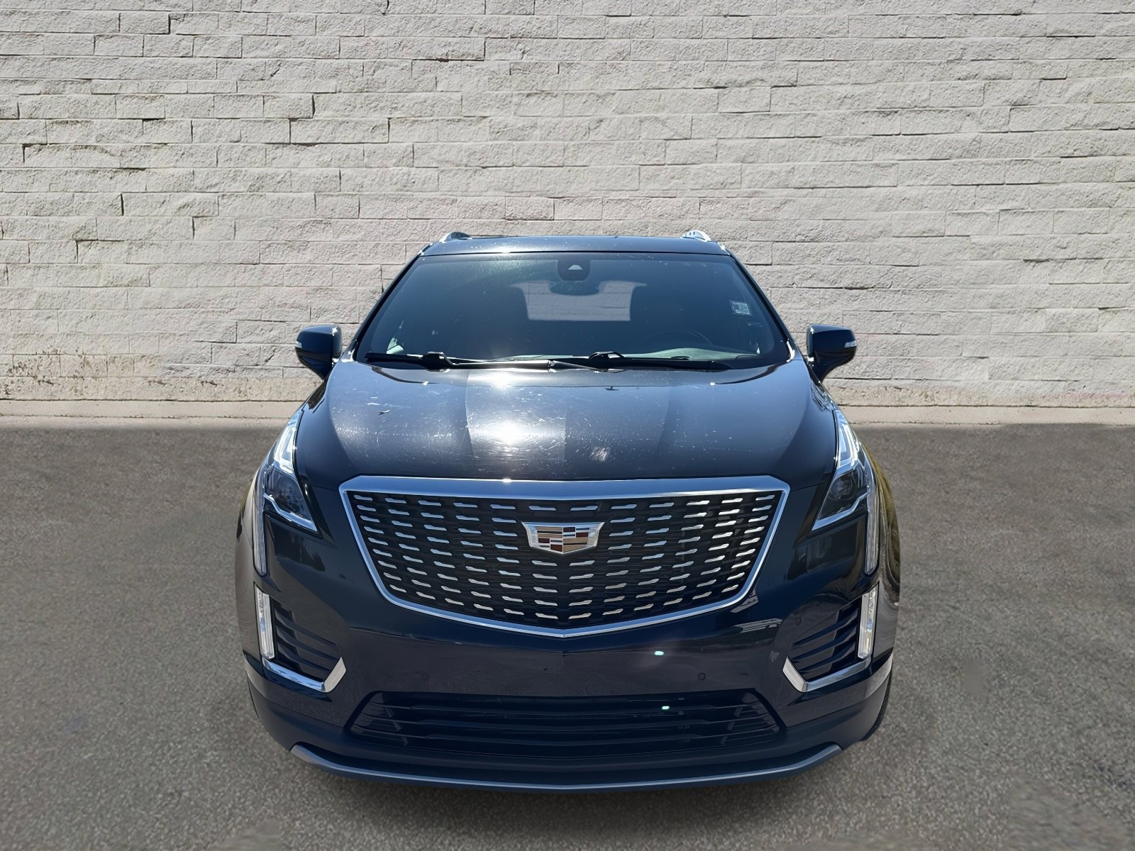 Used 2021 Cadillac XT5 Premium Luxury image 2