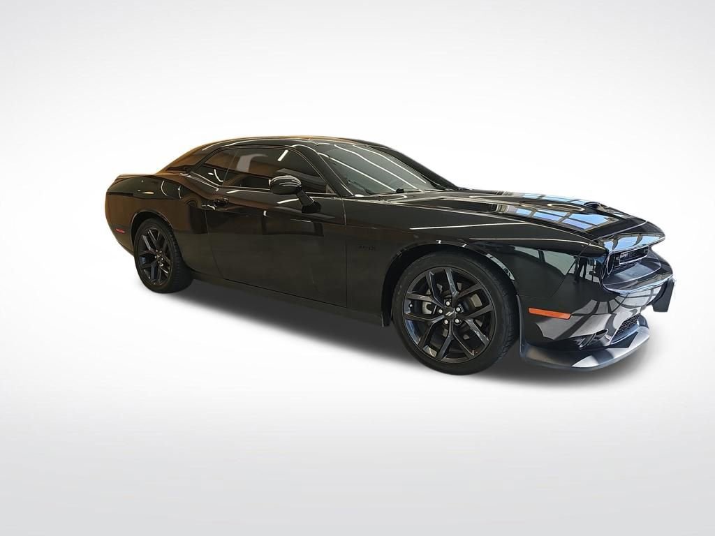 Used 2023 Dodge Challenger R/T w/ Blacktop Package image 8