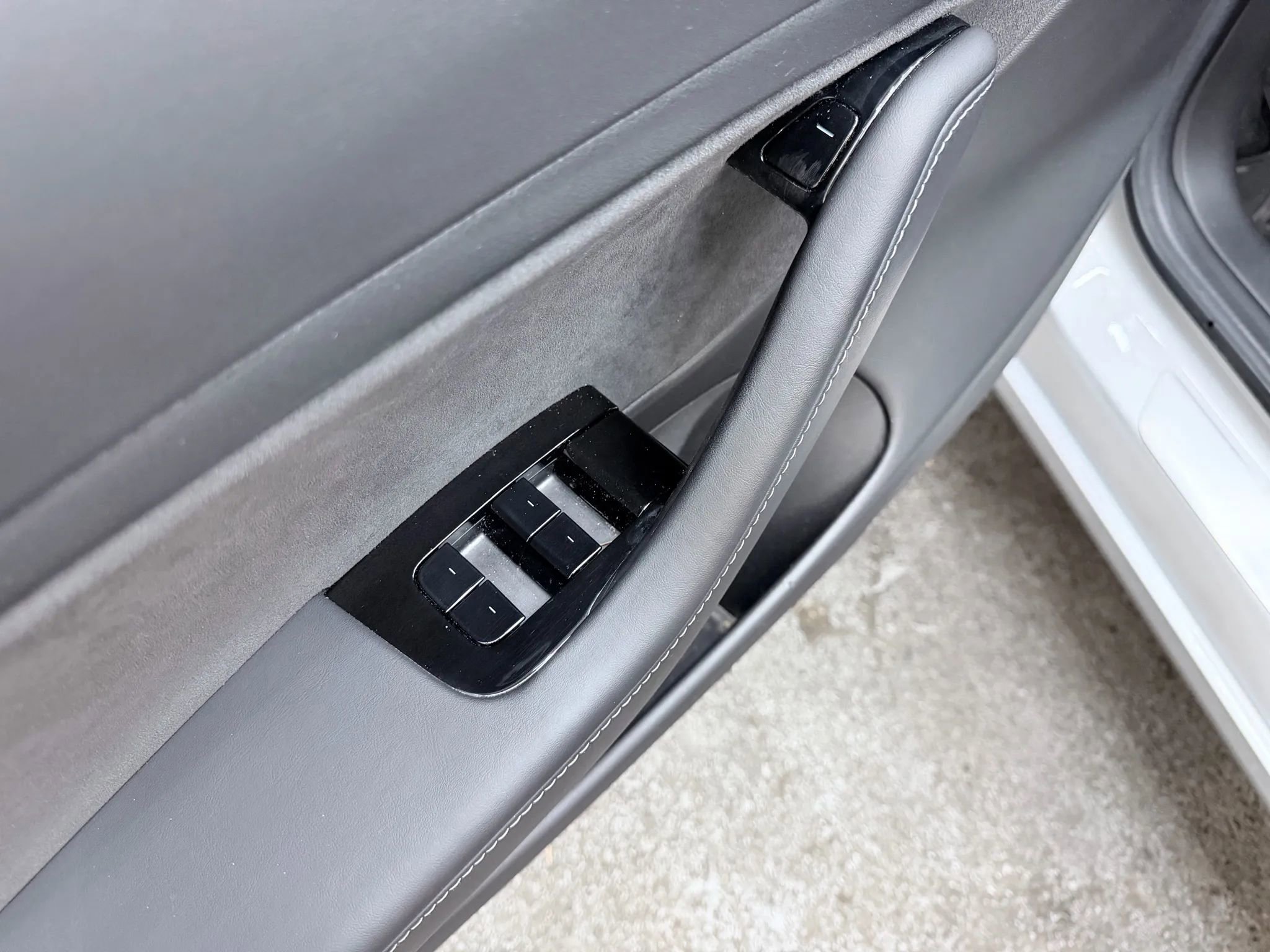 Used 2018 Tesla Model 3 Long Range image 14