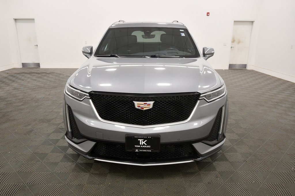 Used 2023 Cadillac XT6 Sport image 10