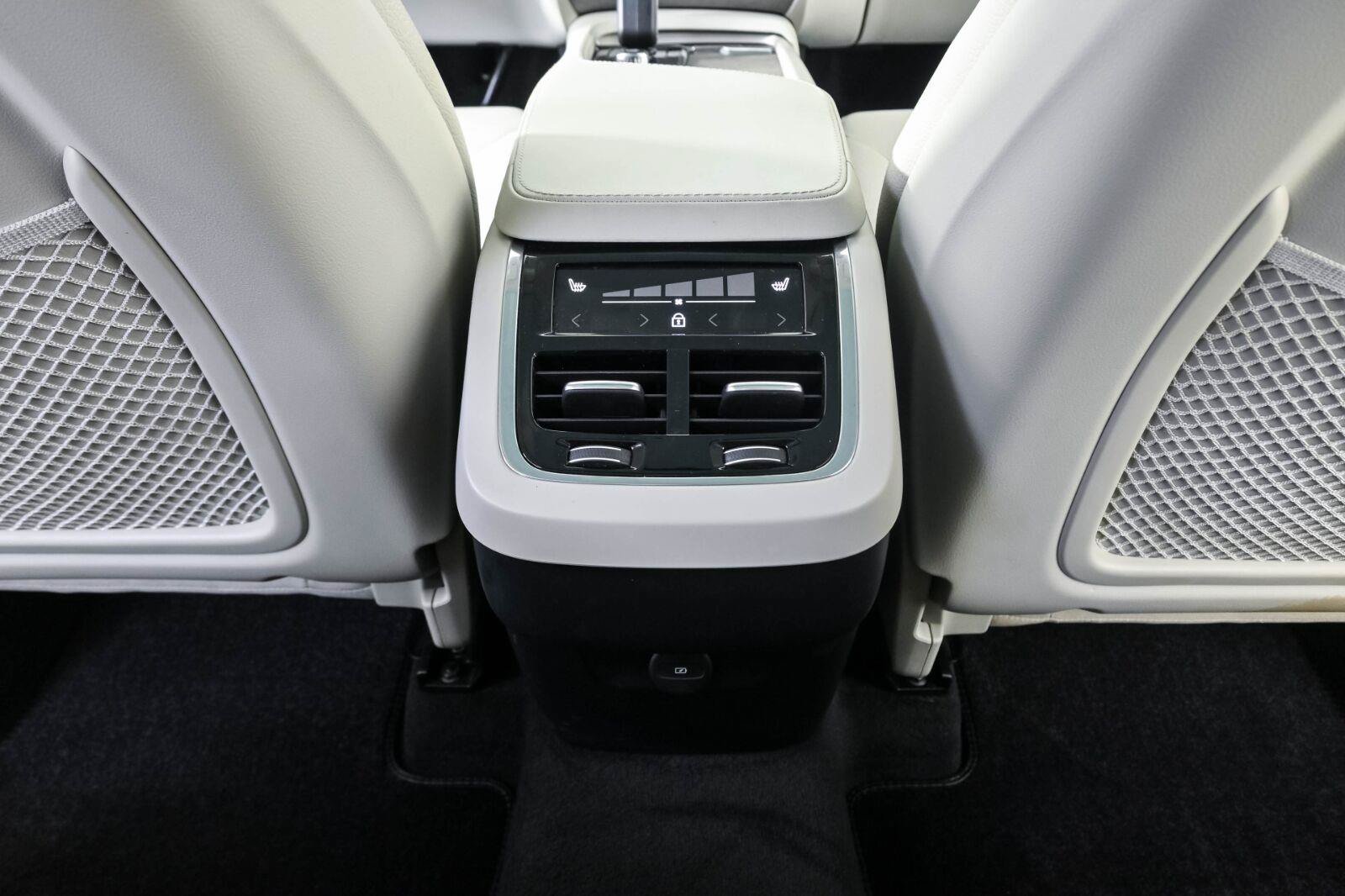 Used 2023 Volvo XC90 B6 Plus w/ Protection Package Premier AWD/4WD image 20