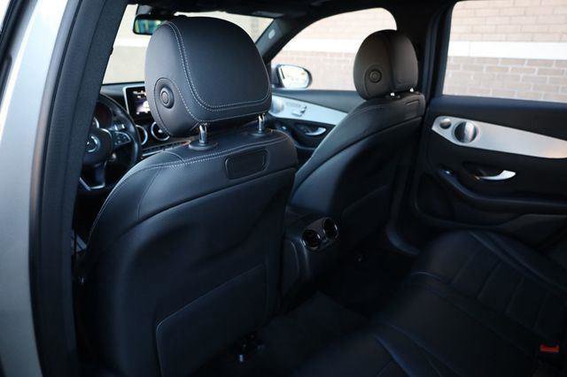 Used 2019 Mercedes-Benz GLC 300 4MATIC image 13