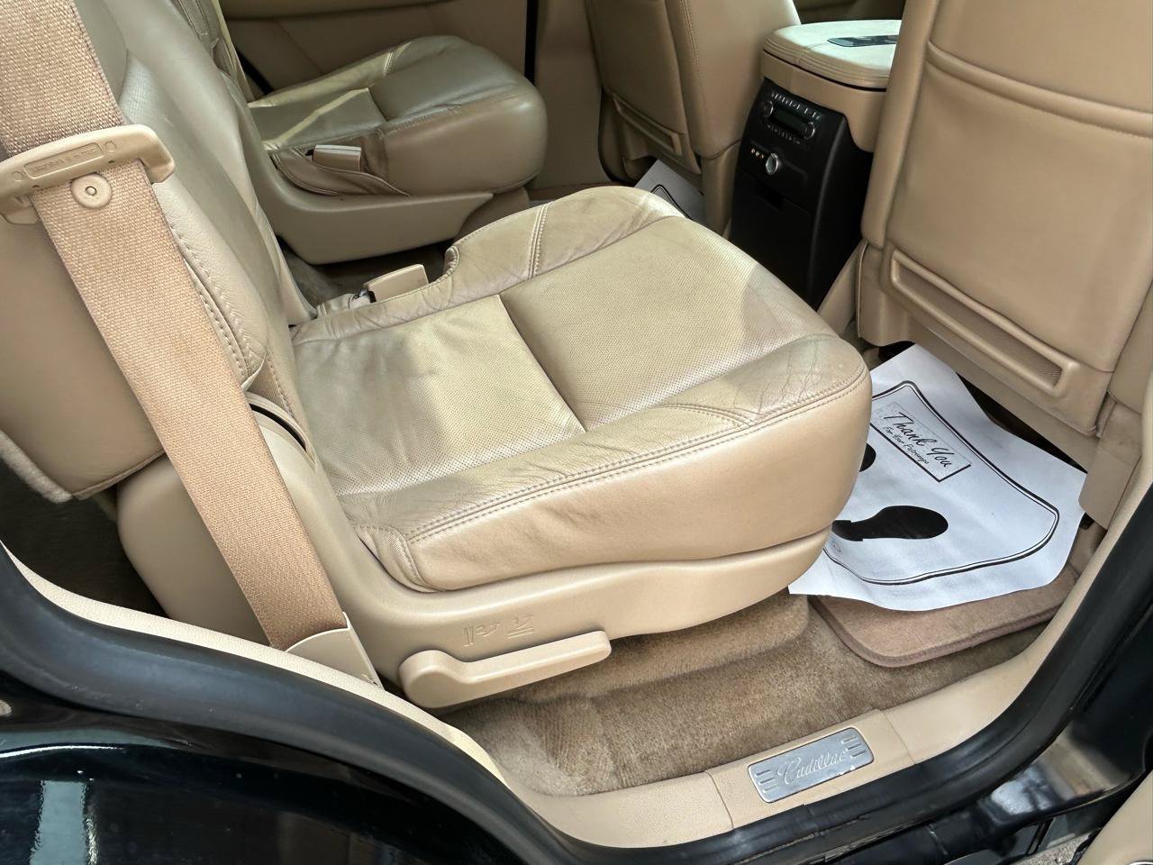 Used 2009 Cadillac Escalade AWD image 11
