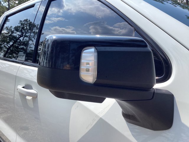 Used 2022 GMC Sierra 1500 AT4X image 32